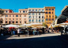 Charme Holidays Trastevere Rome